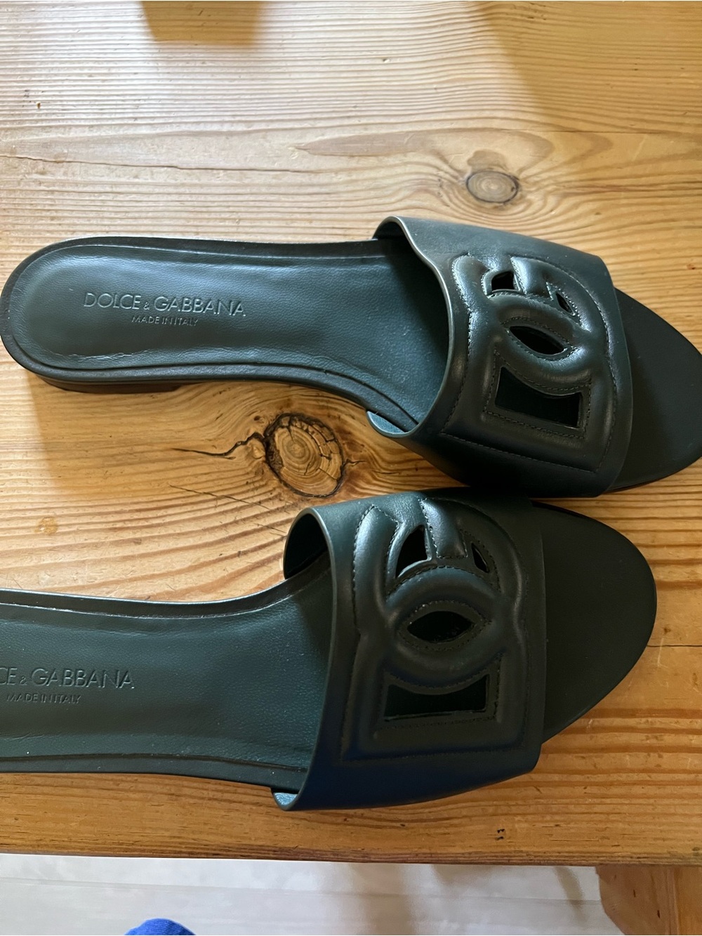 Dolce & Gabbana Black Leather Cutout Slide Mules